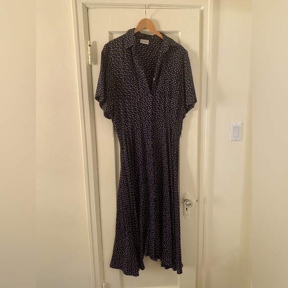 100% silk vintage Neiman Marcus dress. - Picture 1 of 4